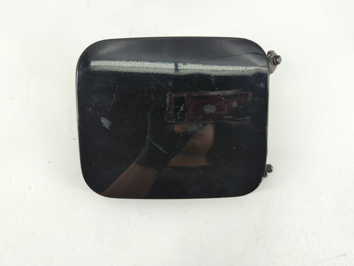 2007 Toyota Prius Fuel Tank Door Lid Gas Tank - Oemusedautoparts1.com