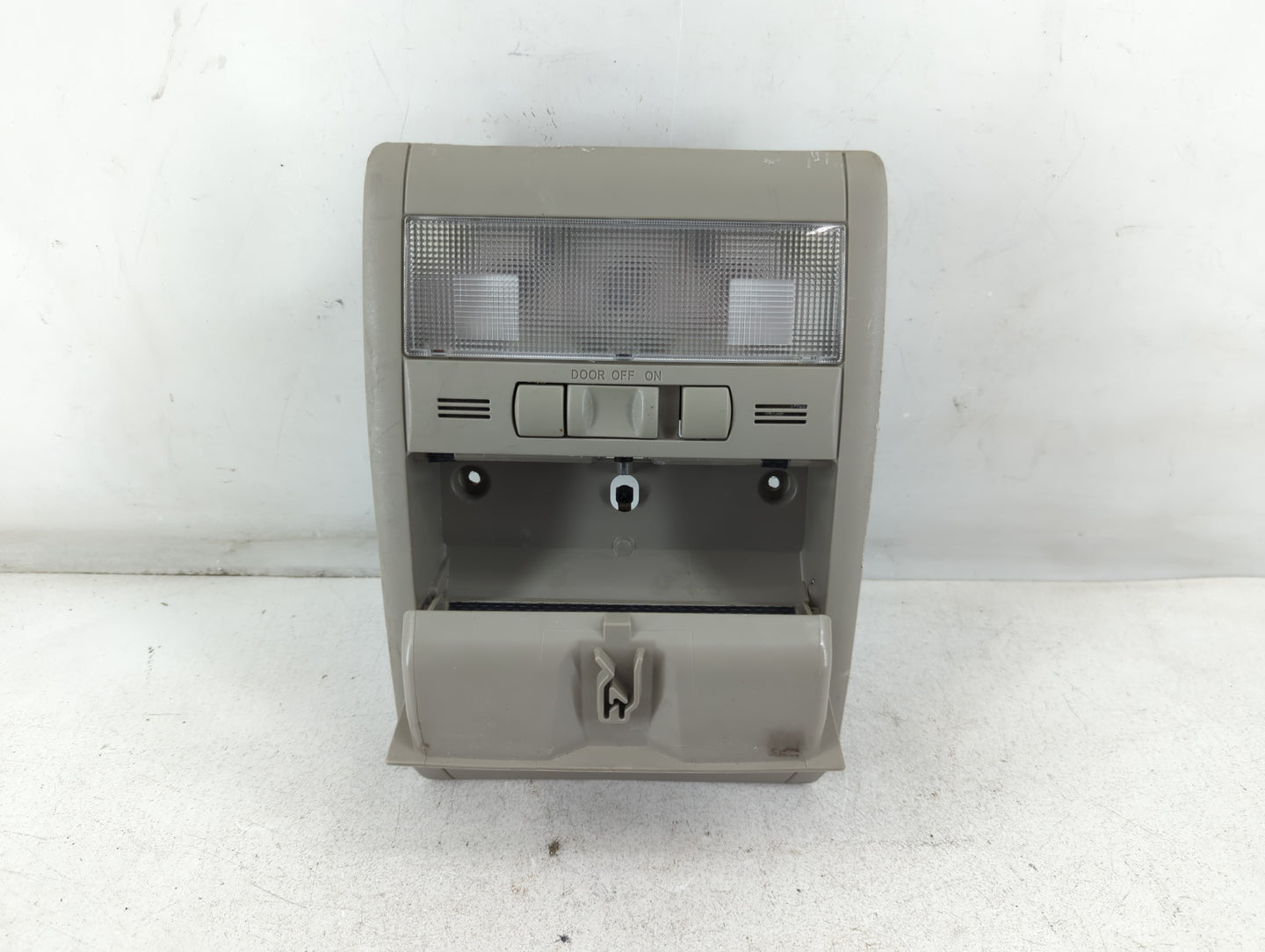 2004-2009 Toyota Prius Overhead Roof Console Interior Dome Light - Oemusedautoparts1.com