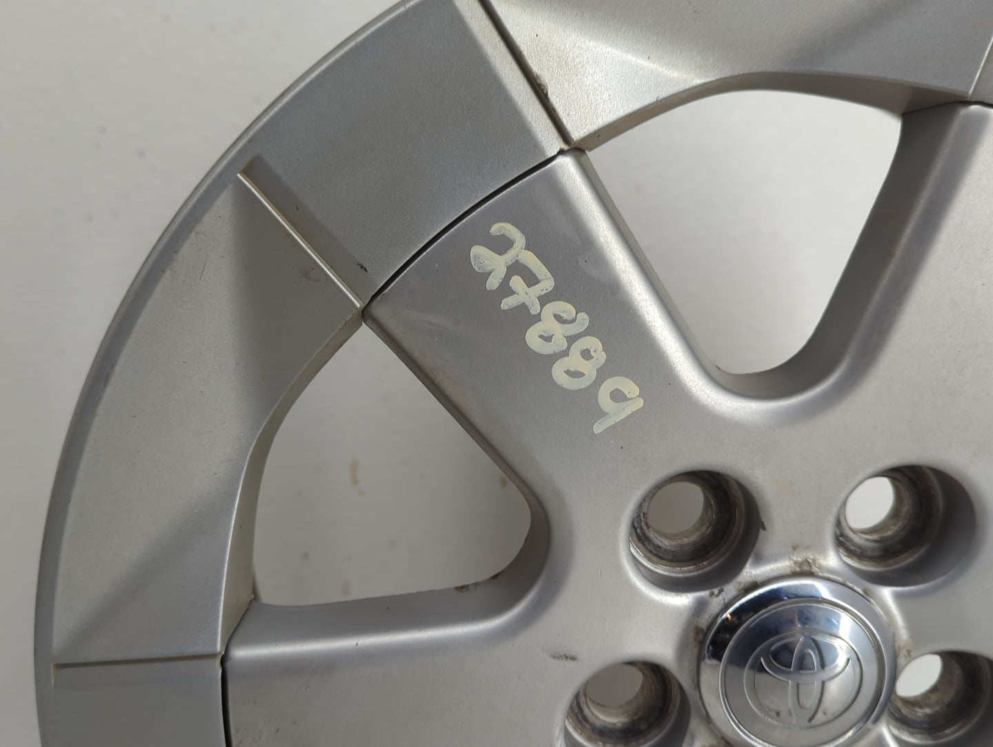 2004-2009 Toyota Prius Oem Wheel Rim 847804 - Oemusedautoparts1.com