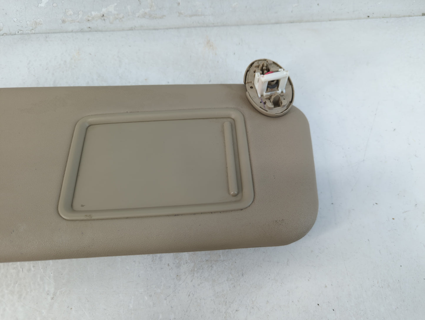 2006-2009 Toyota Rav4 Sun Visor Shade Replacement Passenger Right Mirror Fits Fits 2006 2007 2008 2009 OEM Used Auto Parts -