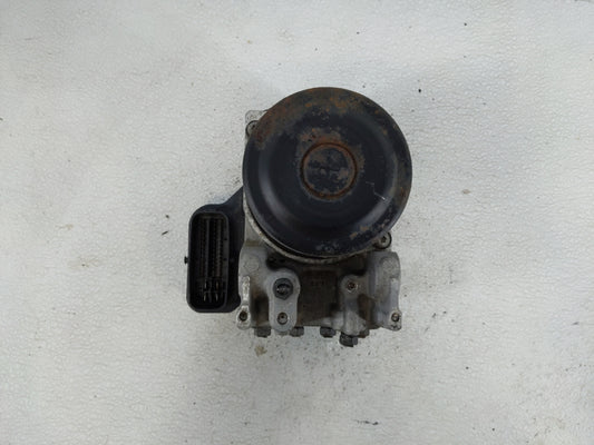 2006-2008 Toyota Rav4 ABS Pump Control Module Replacement P/N:89541-42200 44540-42080 Fits Fits 2006 2007 2008 OEM Used Auto Parts