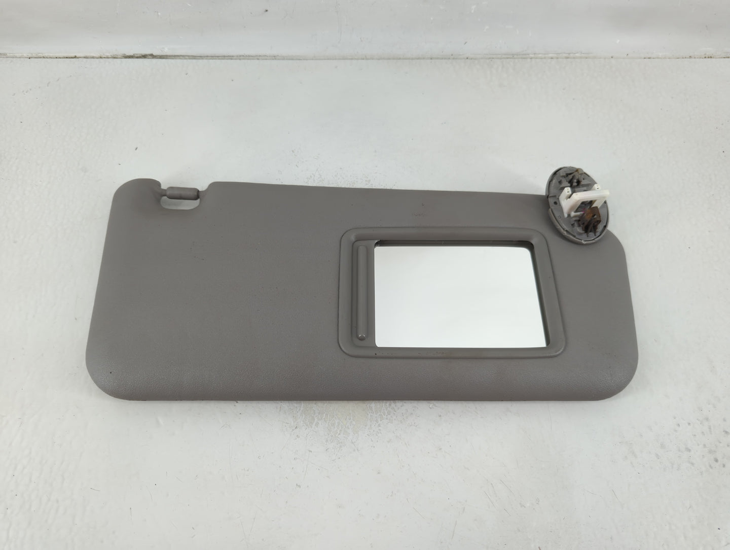 2006-2009 Toyota Rav4 Sun Visor Shade Replacement Passenger Right Mirror Fits Fits 2006 2007 2008 2009 OEM Used Auto Parts -