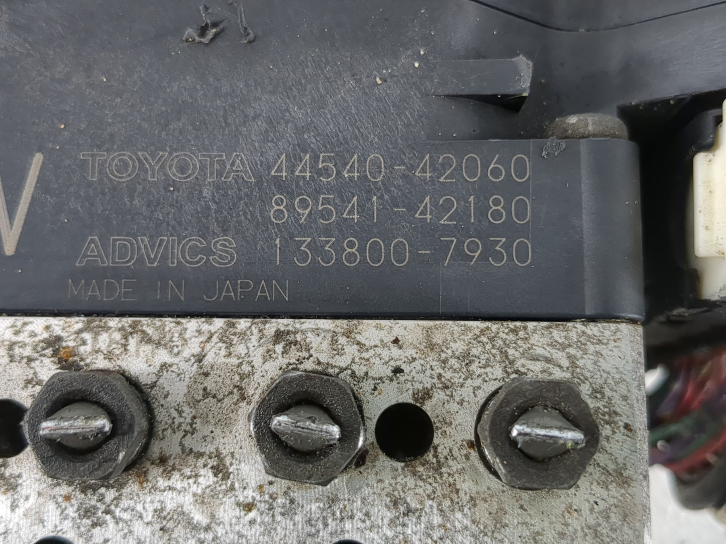 2006-2008 Toyota Rav4 ABS Pump Control Module Replacement P/N:44540-42060 89541-42200, 44540-42080 Fits Fits 2006 2007 2008 