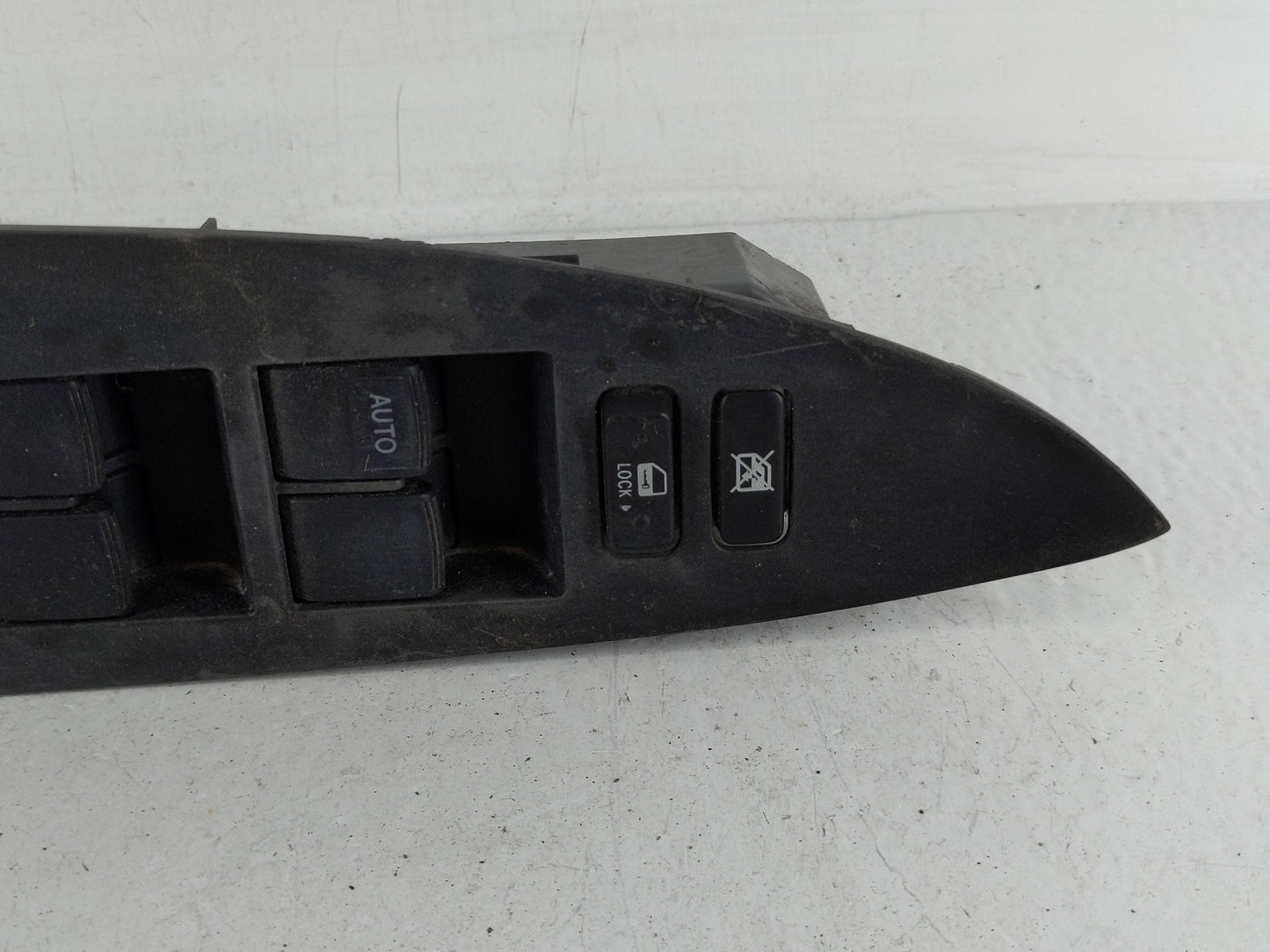 2006-2012 Toyota Rav4 Master Power Window Switch Replacement Driver Side Left P/N:74232-42070 Fits OEM Used Auto Parts - Oem