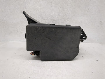 2007 Toyota Rav4 Fusebox Fuse Box Panel Relay Module Fits OEM Used Auto Parts - Oemusedautoparts1.com