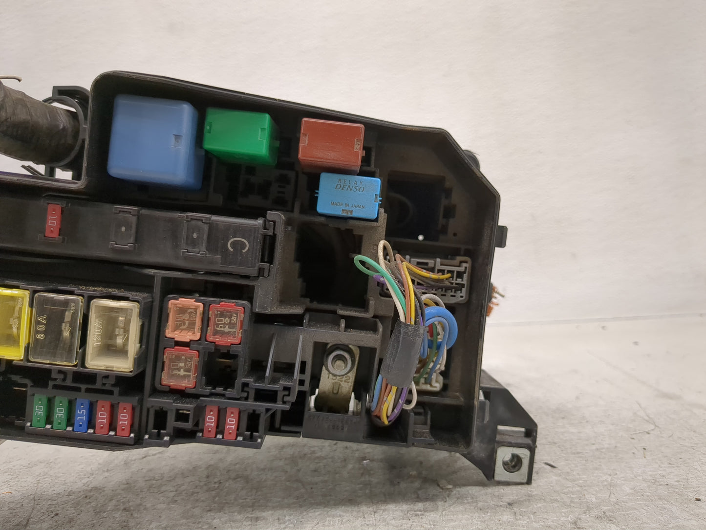 2007 Toyota Rav4 Fusebox Fuse Box Panel Relay Module Fits OEM Used Auto Parts - Oemusedautoparts1.com