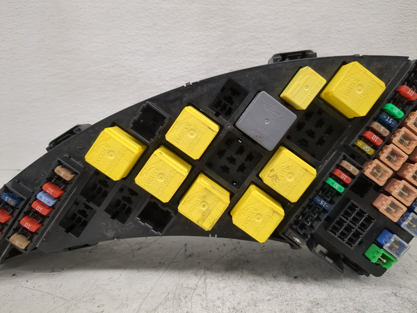 2007 Toyota Rav4 Fusebox Fuse Box Panel Relay Module Fits OEM Used Auto Parts - Oemusedautoparts1.com