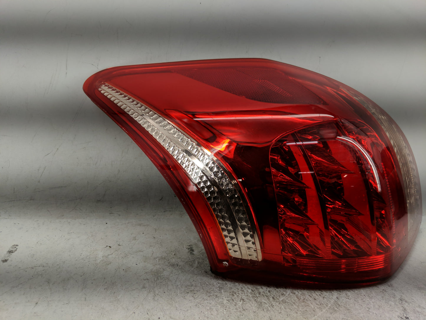 2006-2008 Toyota Rav4 Tail Light Assembly Passenger Right OEM Fits Fits 2006 2007 2008 OEM Used Auto Parts - Oemusedautopart