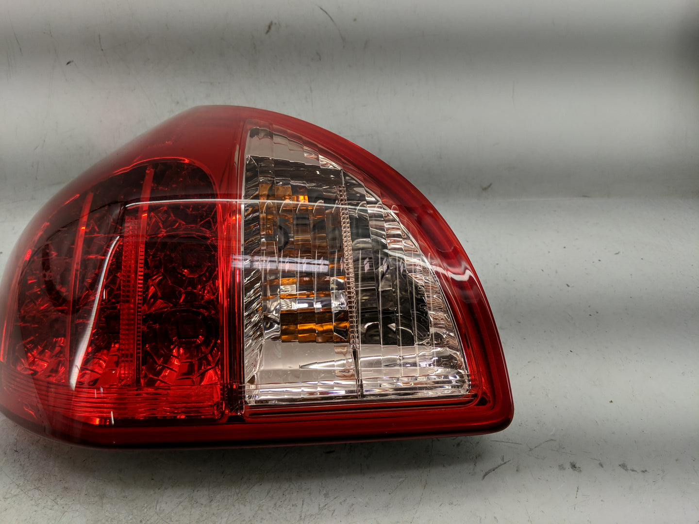 2006-2008 Toyota Rav4 Tail Light Assembly Passenger Right OEM Fits Fits 2006 2007 2008 OEM Used Auto Parts - Oemusedautopart