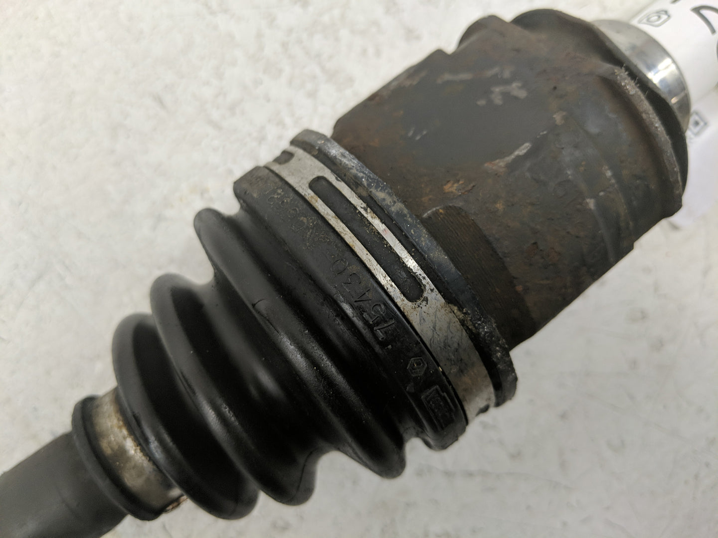 2006-2012 Toyota Rav4 Axle Shaft Front Driver Cv C/v - Oemusedautoparts1.com