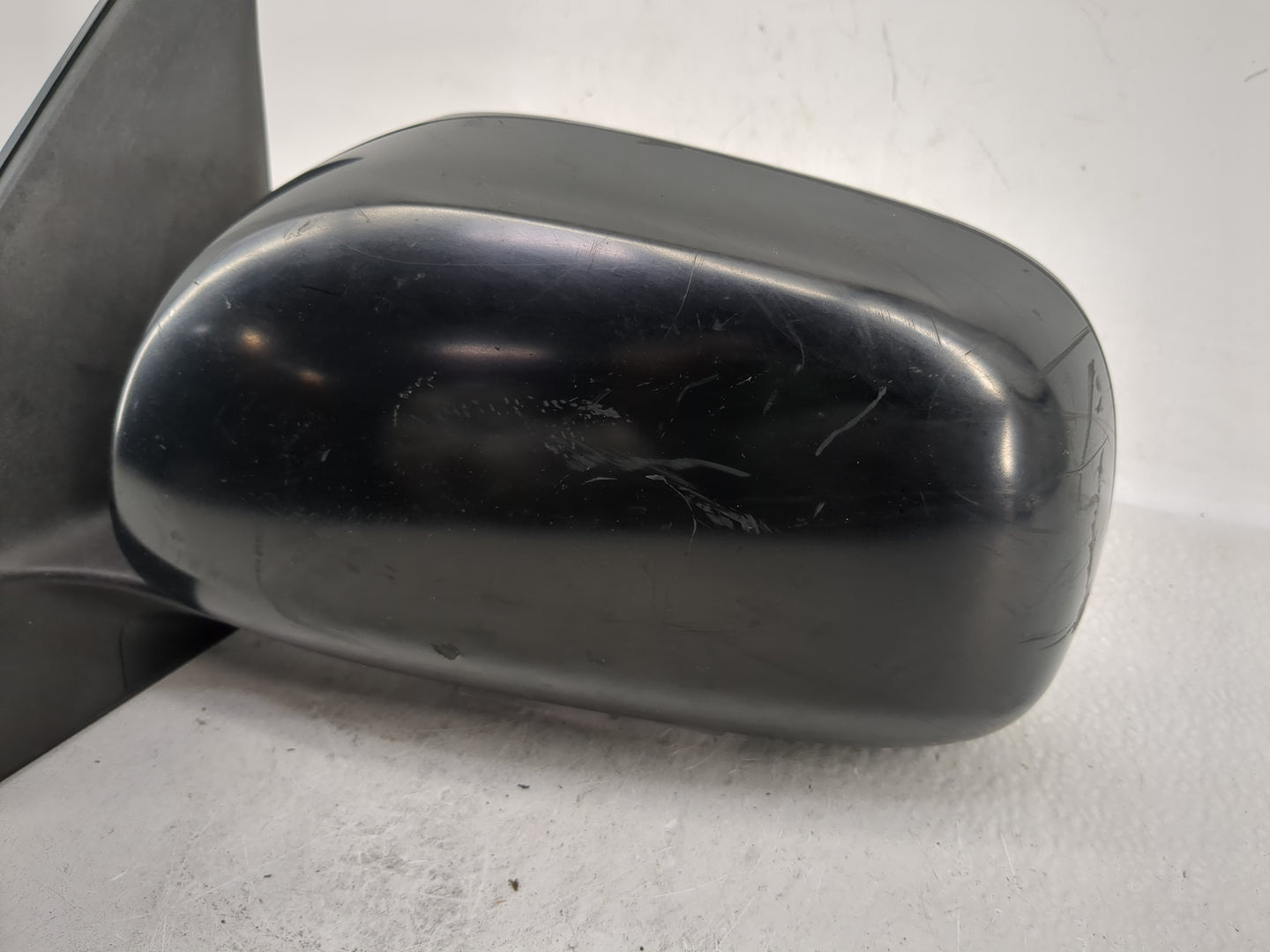 2006-2008 Toyota Rav4 Driver Side View Mirror - Left Door Mirror OEM Used - Oemusedautoparts1.com