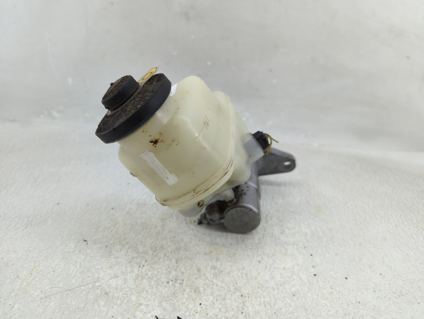 2006-2018 Toyota Rav4 Brake Master Cylinder - Oemusedautoparts1.com