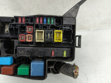 2007 Toyota Rav4 Fusebox Fuse Box Panel Relay Module Fits OEM Used Auto Parts