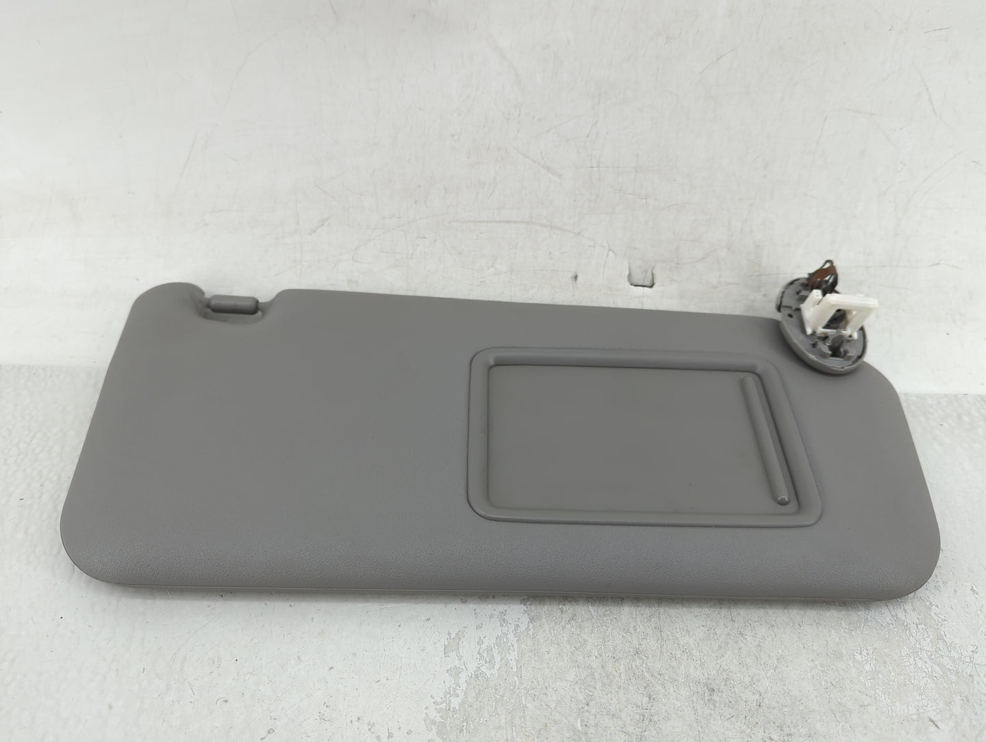 2006-2009 Toyota Rav4 Sun Visor Shade Replacement Passenger Right Mirror Fits Fits 2006 2007 2008 2009 OEM Used Auto Parts -