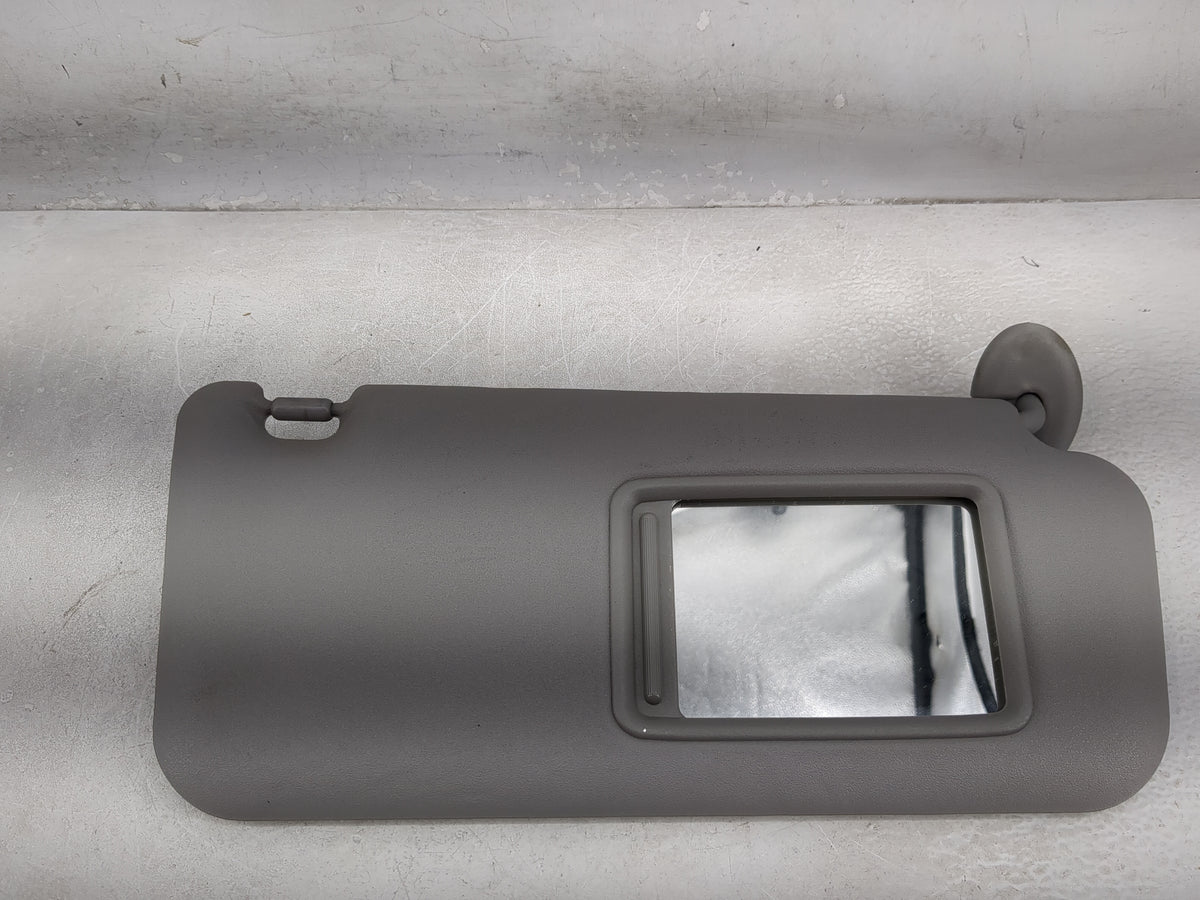 2006-2009 Toyota Rav4 Sun Visor Shade Replacement Passenger Right Mirror Fits Fits 2006 2007 2008 2009 OEM Used Auto Parts -