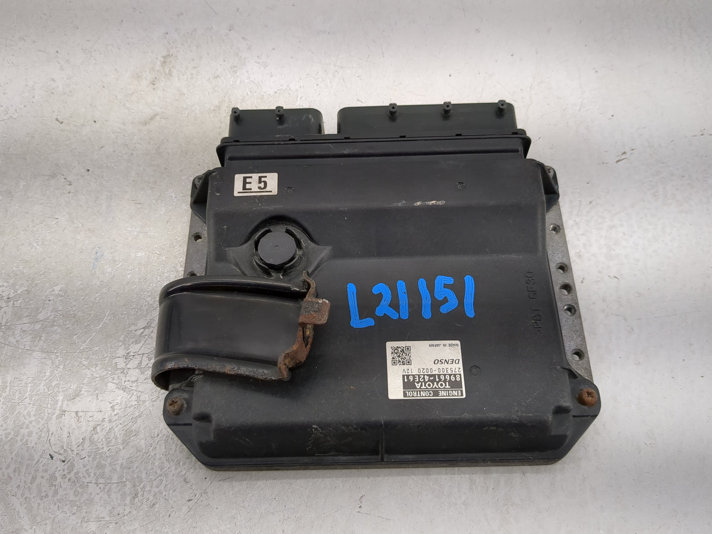 2007 Toyota Rav4 PCM Engine Control Computer ECU ECM PCU OEM P/N:89661-42E61 Fits OEM Used Auto Parts - Oemusedautoparts1.co