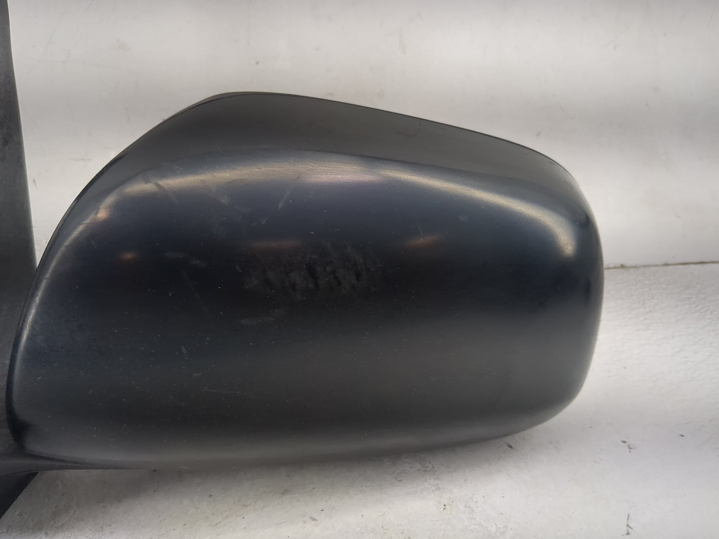 2006-2008 Toyota Rav4 Driver Side View Mirror - Left Door Mirror OEM Used - Oemusedautoparts1.com
