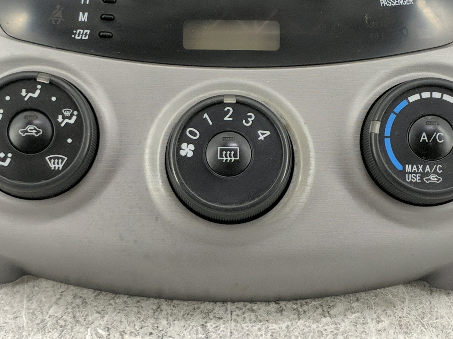 2006-2012 Toyota Rav4 Climate Control Module Temperature AC/Heater Replacement P/N:455943-2050 455420-2010 Fits OEM Used Aut