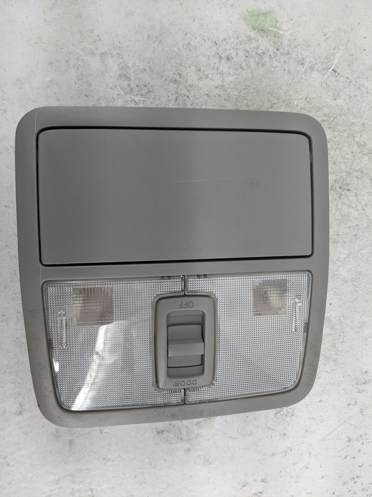 2006-2008 Toyota Rav4 Overhead Roof Console Gray - Oemusedautoparts1.com