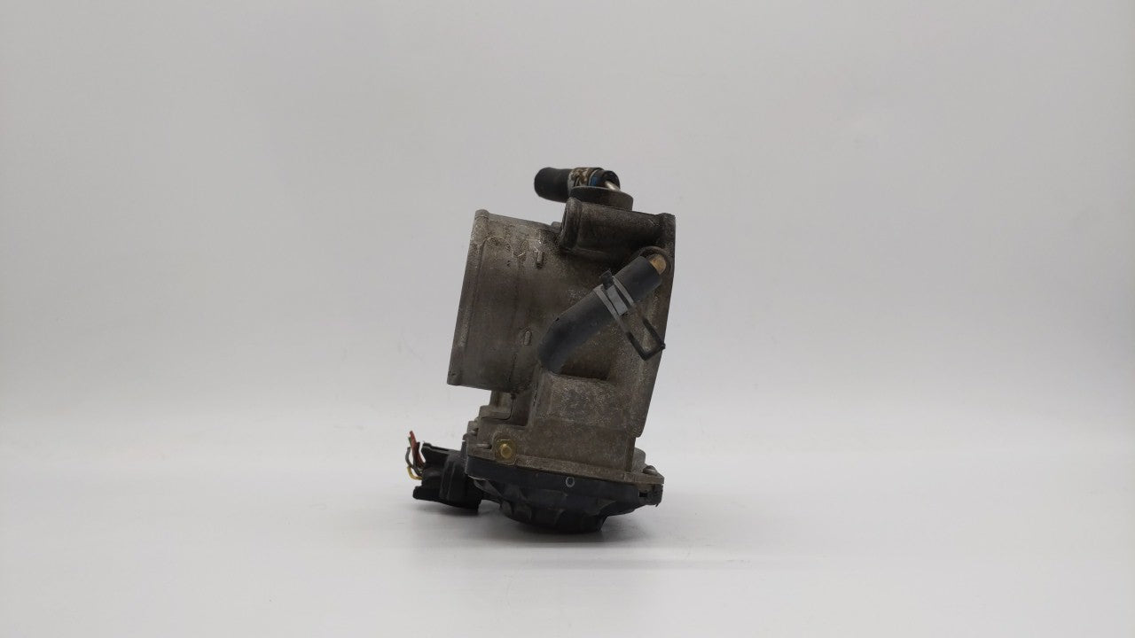 2006-2008 Toyota Rav4 Throttle Body P/N:22030-28071 22030-28070 Fits Fits 2006 2007 2008 2009 2010 2011 2012 2013 2014 2015 