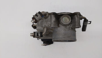 2006-2008 Toyota Rav4 Throttle Body P/N:22030-28071 22030-28070 Fits Fits 2006 2007 2008 2009 2010 2011 2012 2013 2014 2015 OEM Used Auto Parts