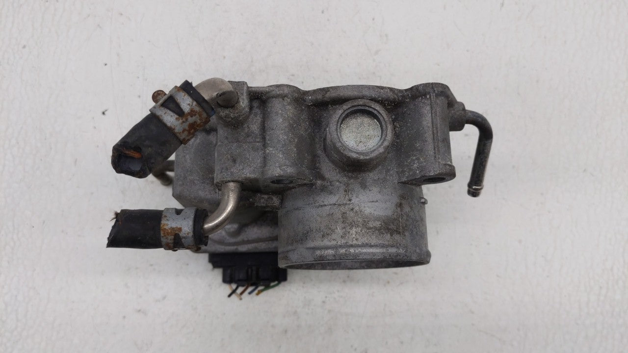2006-2008 Toyota Rav4 Throttle Body P/N:22030-28071 22030-28070 Fits Fits 2006 2007 2008 2009 2010 2011 2012 2013 2014 2015 