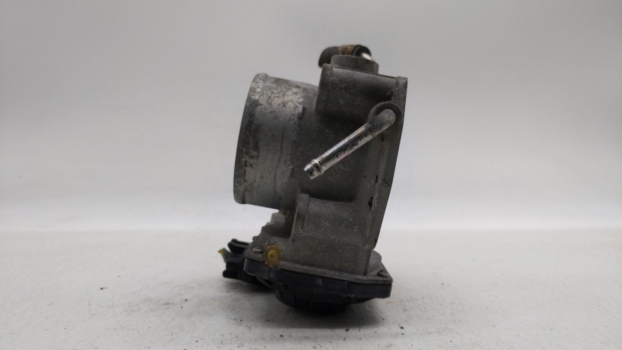 2006-2008 Toyota Rav4 Throttle Body P/N:22030-28071 22030-28070 Fits Fits 2006 2007 2008 2009 2010 2011 2012 2013 2014 2015 