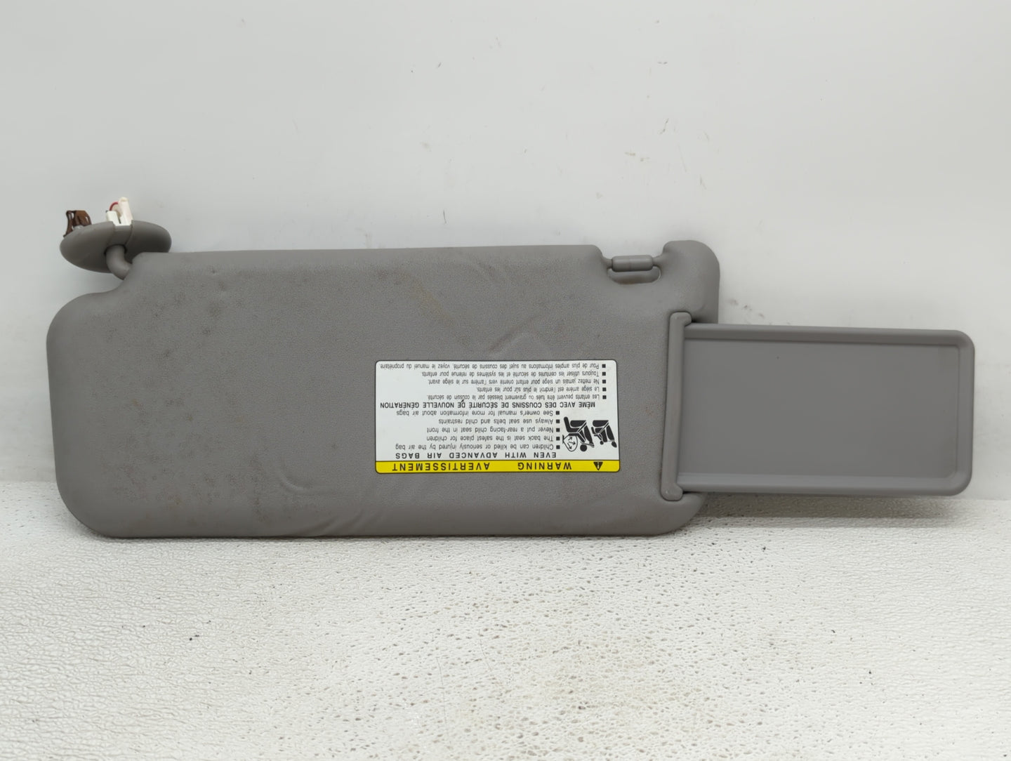 2006-2009 Toyota Rav4 Sun Visor Shade Replacement Passenger Right Mirror Fits Fits 2006 2007 2008 2009 OEM Used Auto Parts -