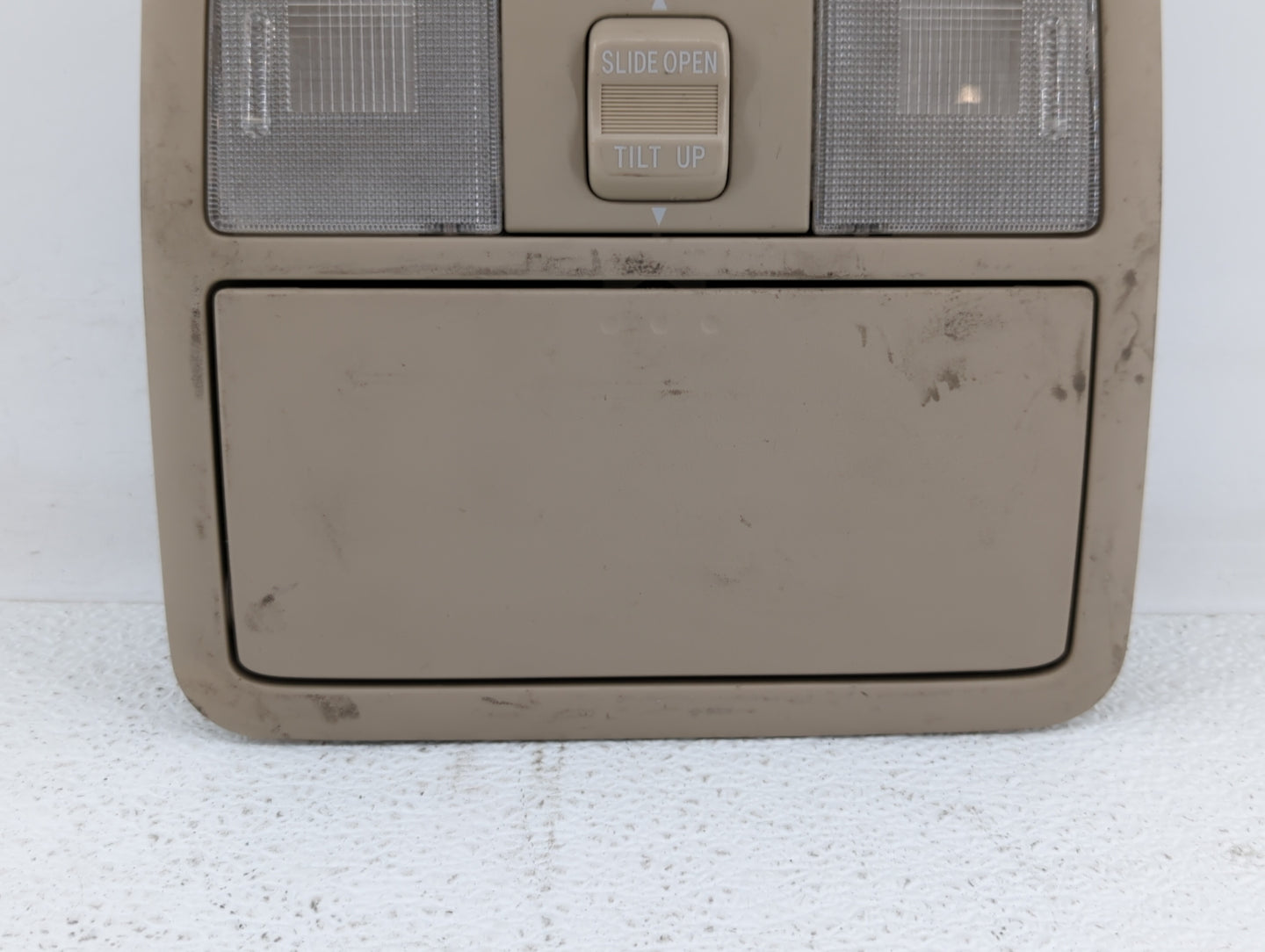2007 Toyota Rav4 Overhead Roof Console Beige - Oemusedautoparts1.com
