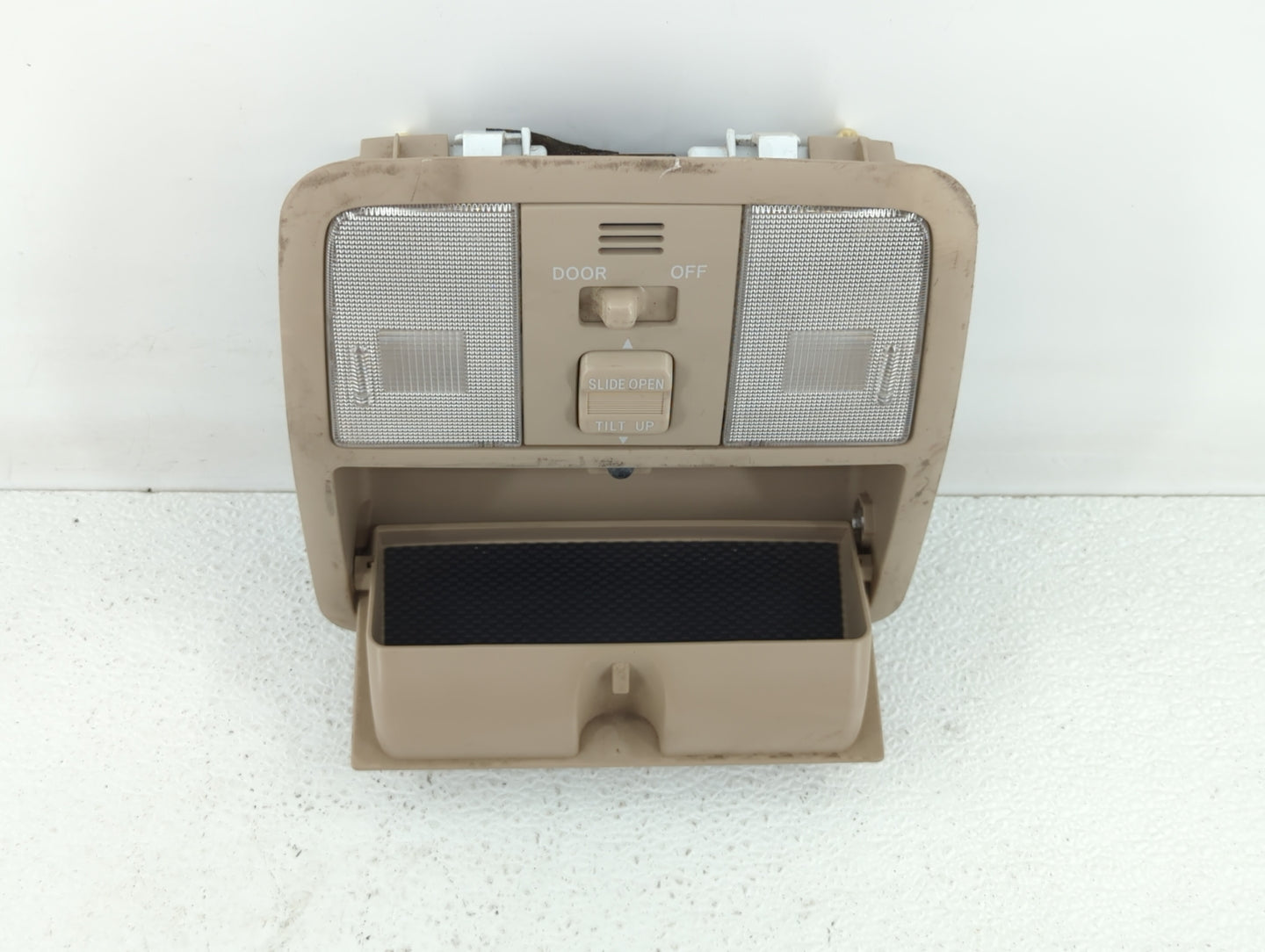 2007 Toyota Rav4 Overhead Roof Console Beige - Oemusedautoparts1.com