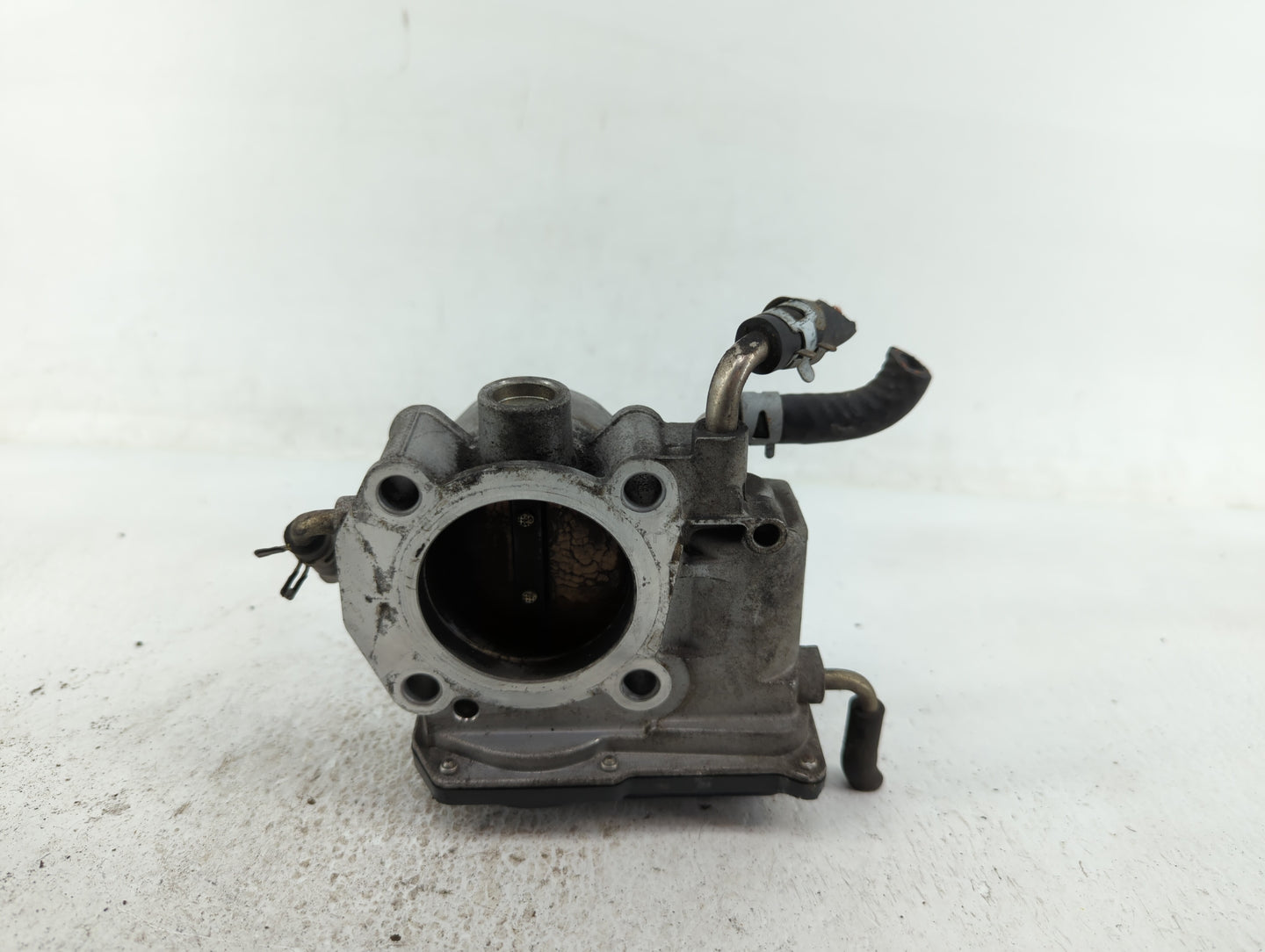 2006-2008 Toyota Rav4 Throttle Body P/N:22030-28071 22030-28070 Fits Fits 2006 2007 2008 2009 2010 2011 2012 2013 2014 2015 