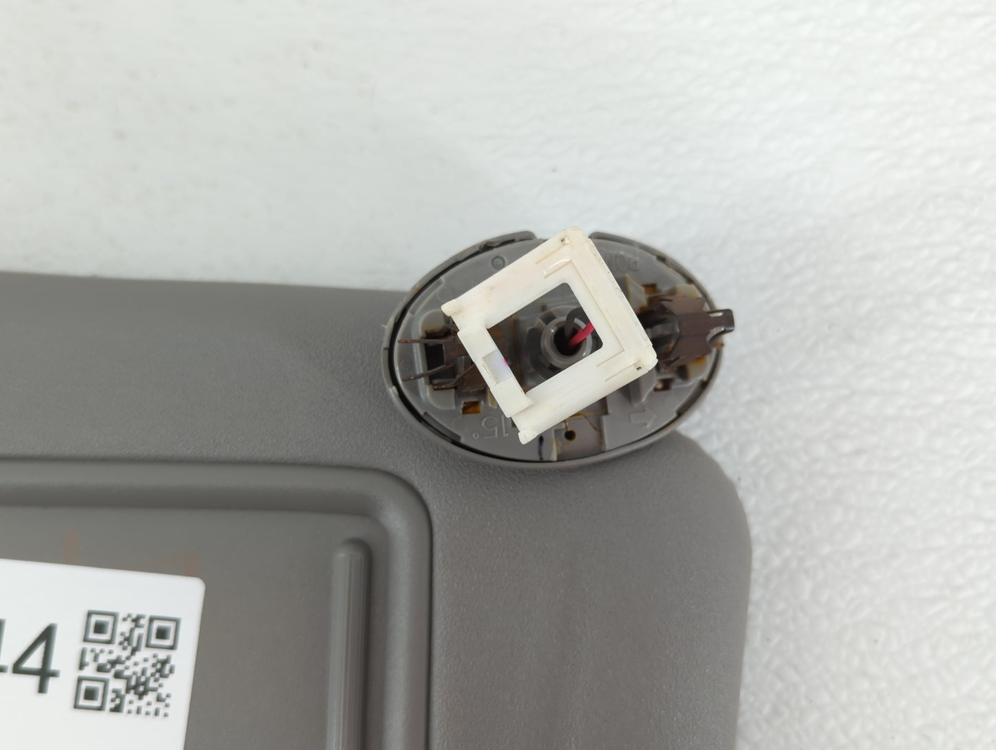 2006-2009 Toyota Rav4 Sun Visor Shade Replacement Passenger Right Mirror Fits Fits 2006 2007 2008 2009 OEM Used Auto Parts -