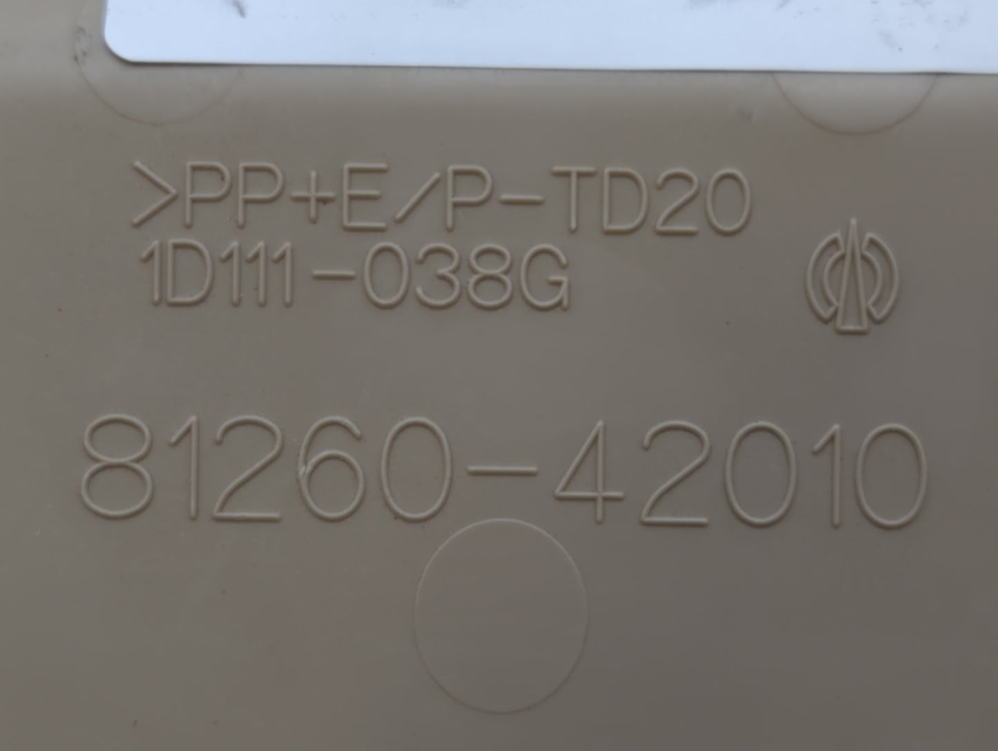 2006-2008 Toyota Rav4 Overhead Roof Console 535245 - Oemusedautoparts1.com