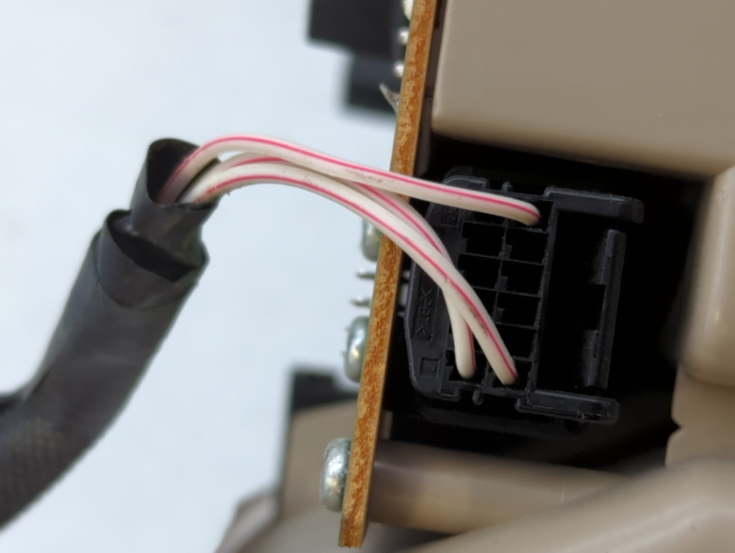 2007 Toyota Rav4 Overhead Roof Console - Oemusedautoparts1.com