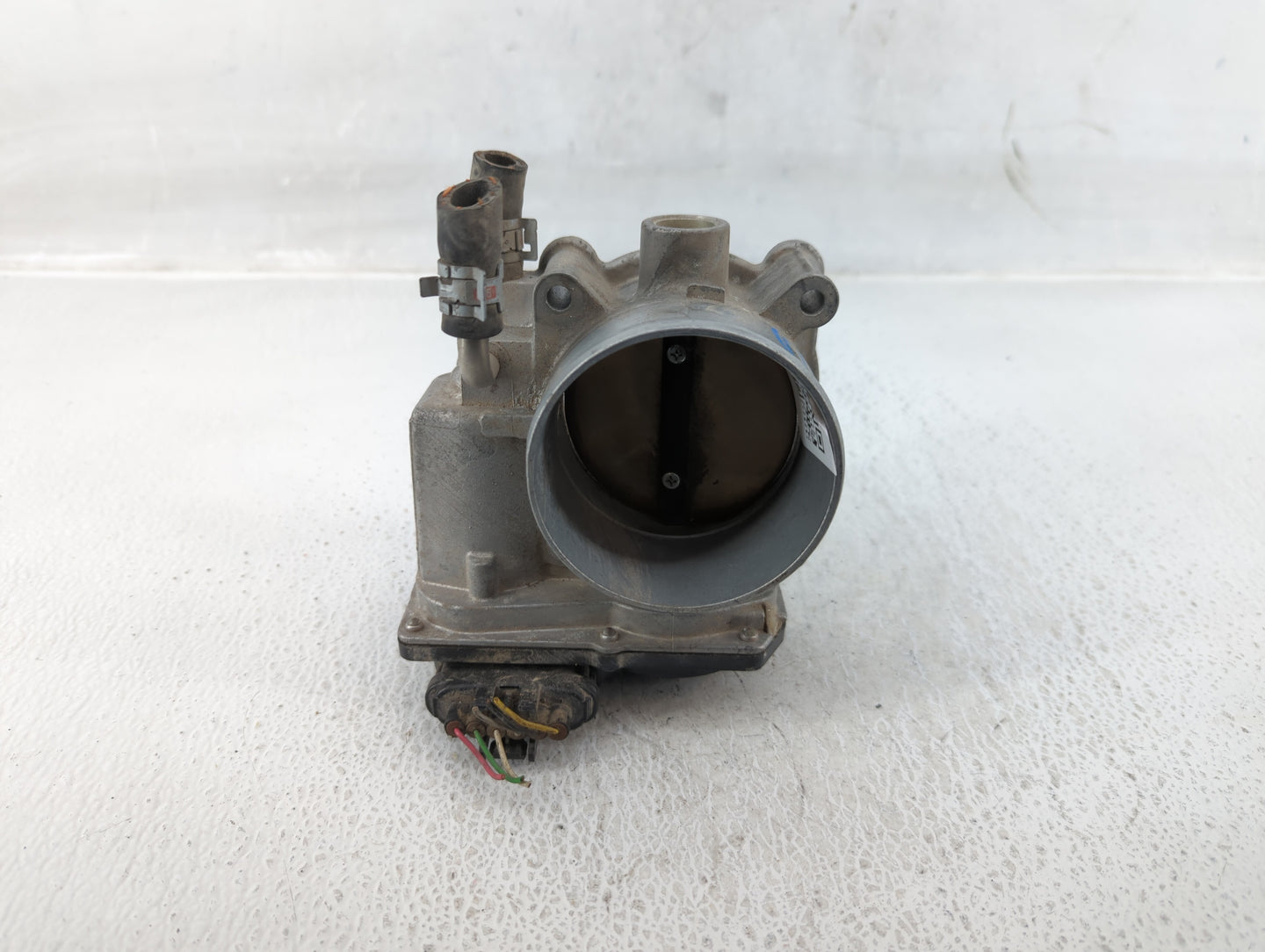 2006-2012 Toyota Rav4 Throttle Body P/N:22030-31030 Fits OEM Used Auto Parts - Oemusedautoparts1.com