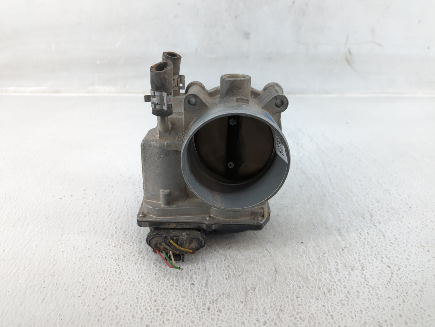 2006-2012 Toyota Rav4 Throttle Body P/N:22030-31030 Fits OEM Used Auto Parts - Oemusedautoparts1.com