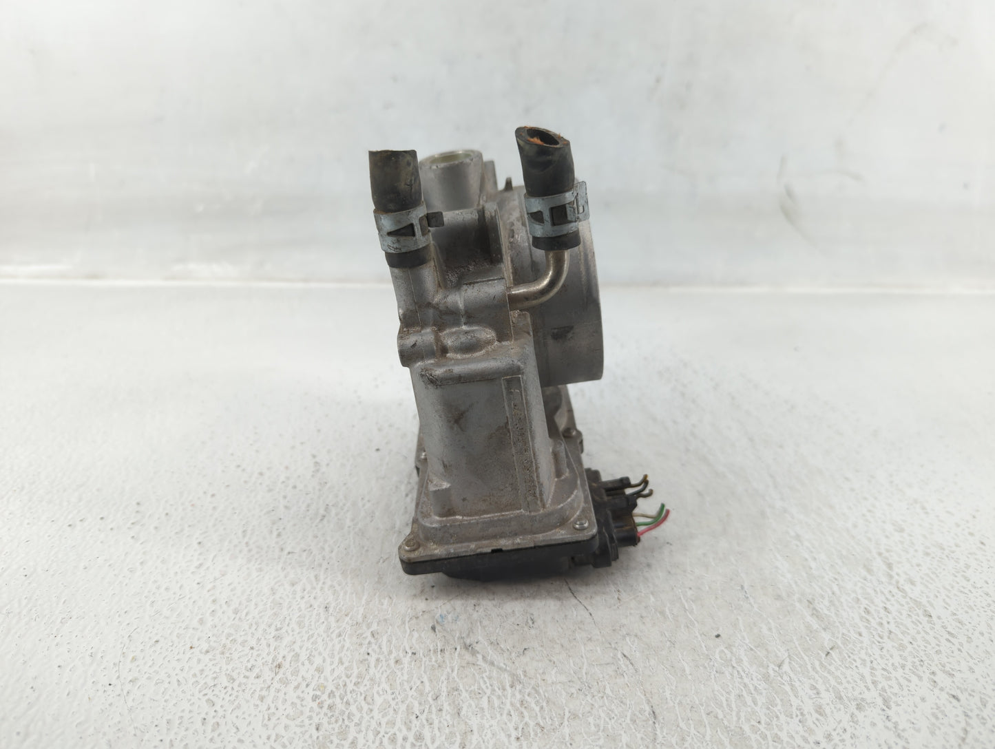 2006-2012 Toyota Rav4 Throttle Body P/N:22030-31030 Fits OEM Used Auto Parts - Oemusedautoparts1.com
