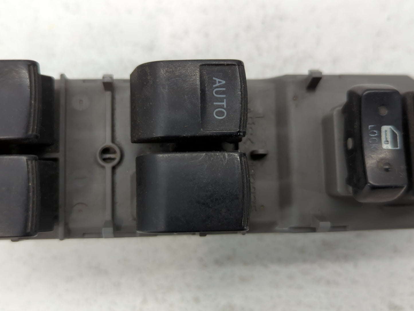 2006-2012 Toyota Rav4 Master Power Window Switch Replacement Driver Side Left P/N:192835 Fits OEM Used Auto Parts - Oemuseda