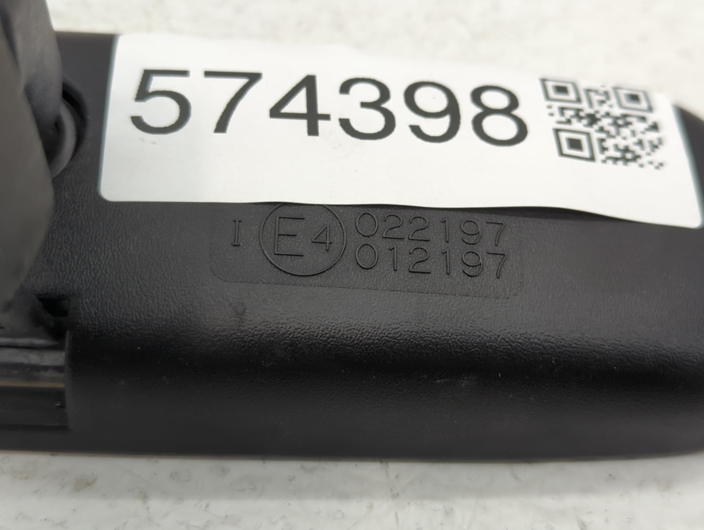 2004-2015 Toyota Rav4 Interior Rear View Mirror Replacement OEM P/N:E4012197 E4022197 Fits OEM Used Auto Parts - Oemusedauto