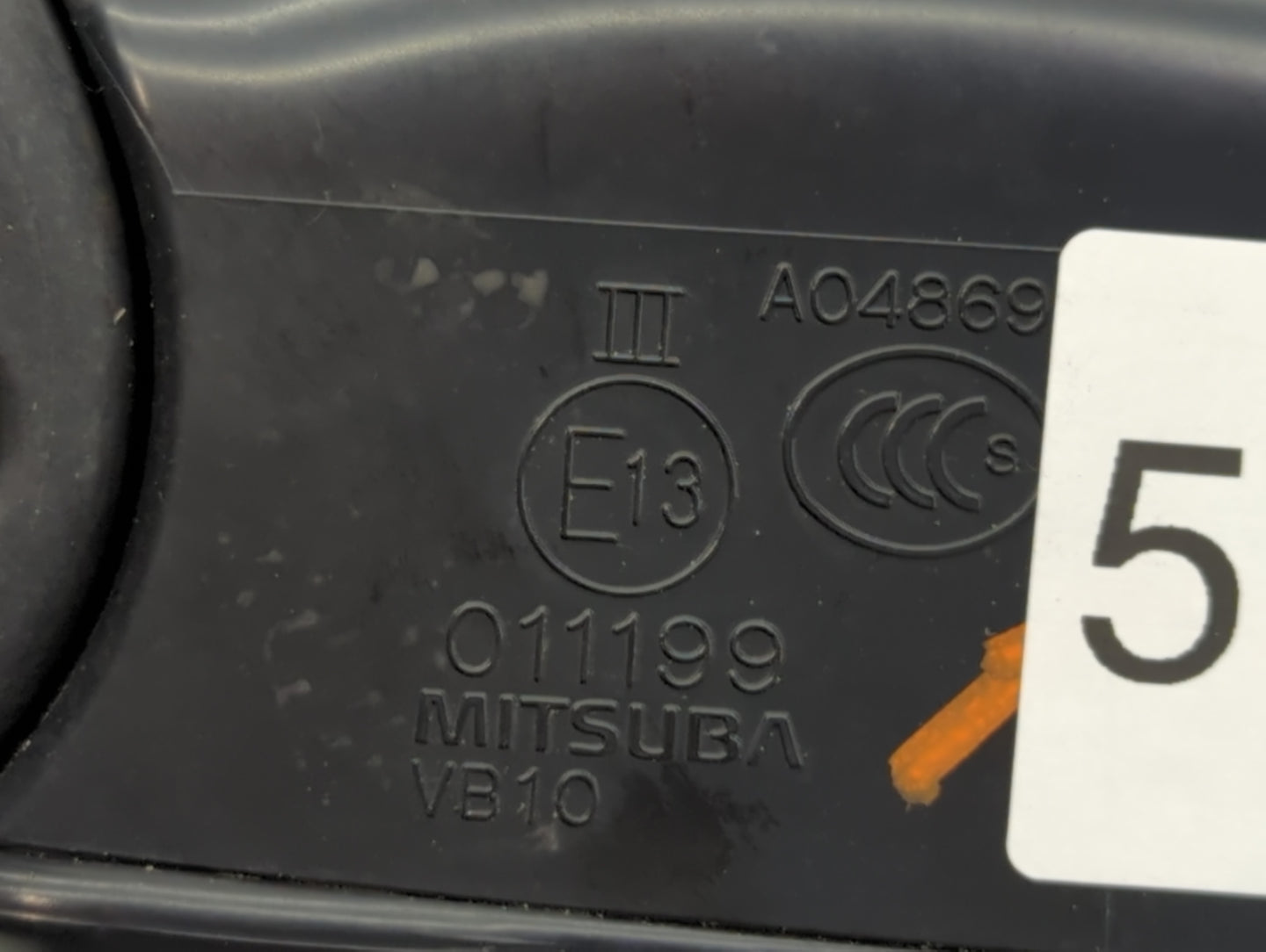 2006-2008 Toyota Rav4 Driver Side View Mirror - Left Door Mirror OEM Used - Oemusedautoparts1.com