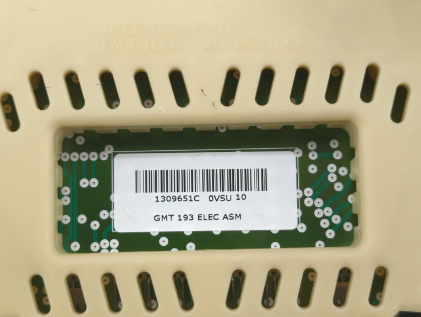 2006-2008 Toyota Rav4 Instrument Cluster Speedometer Gauges P/N:GMT 193 Fits Fits 2006 2007 2008 OEM Used Auto Parts - Oemus