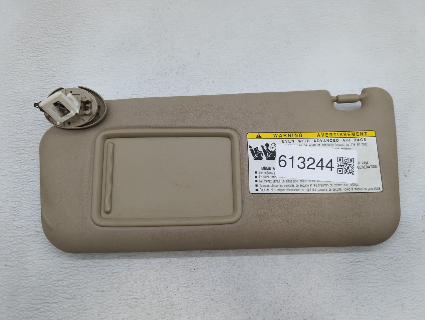 2006-2009 Toyota Rav4 Sun Visor Shade Replacement Passenger Right Mirror Fits Fits 2006 2007 2008 2009 OEM Used Auto Parts -