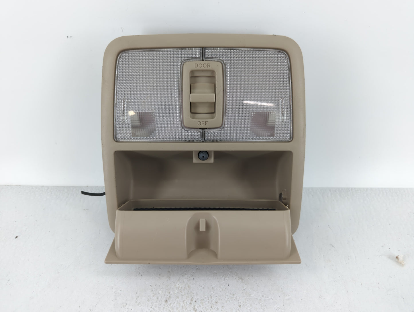 2006-2008 Toyota Rav4 Overhead Roof Console 623729 - Oemusedautoparts1.com
