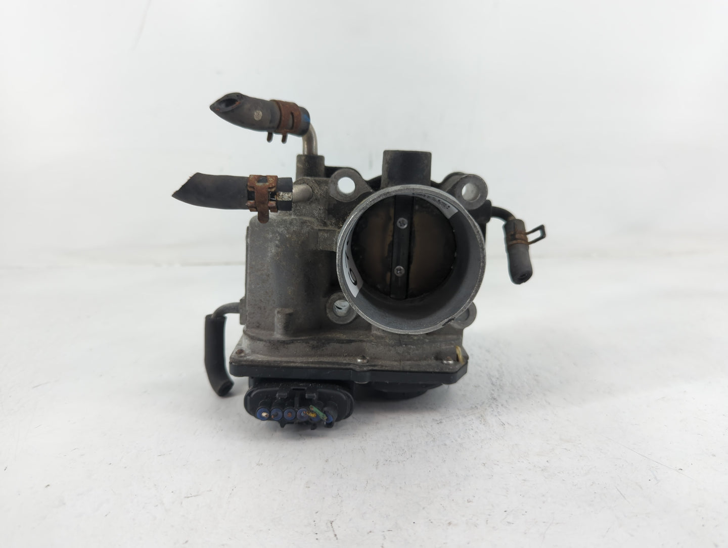 2006-2008 Toyota Rav4 Throttle Body P/N:22030-28070 Fits Fits 2006 2007 2008 2009 2010 2011 2012 2013 2014 2015 OEM Used Aut