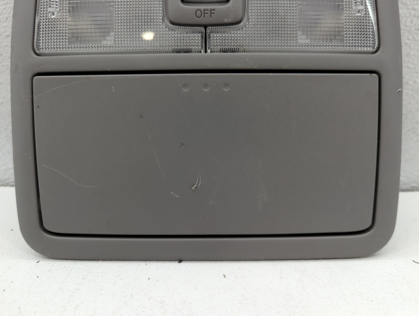 2006-2008 Toyota Rav4 Overhead Roof Console 690603 - Oemusedautoparts1.com