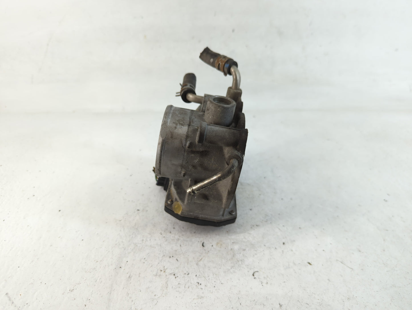 2006-2008 Toyota Rav4 Throttle Body P/N:22030-28070 Fits Fits 2006 2007 2008 2009 2010 2011 2012 2013 2014 2015 OEM Used Aut