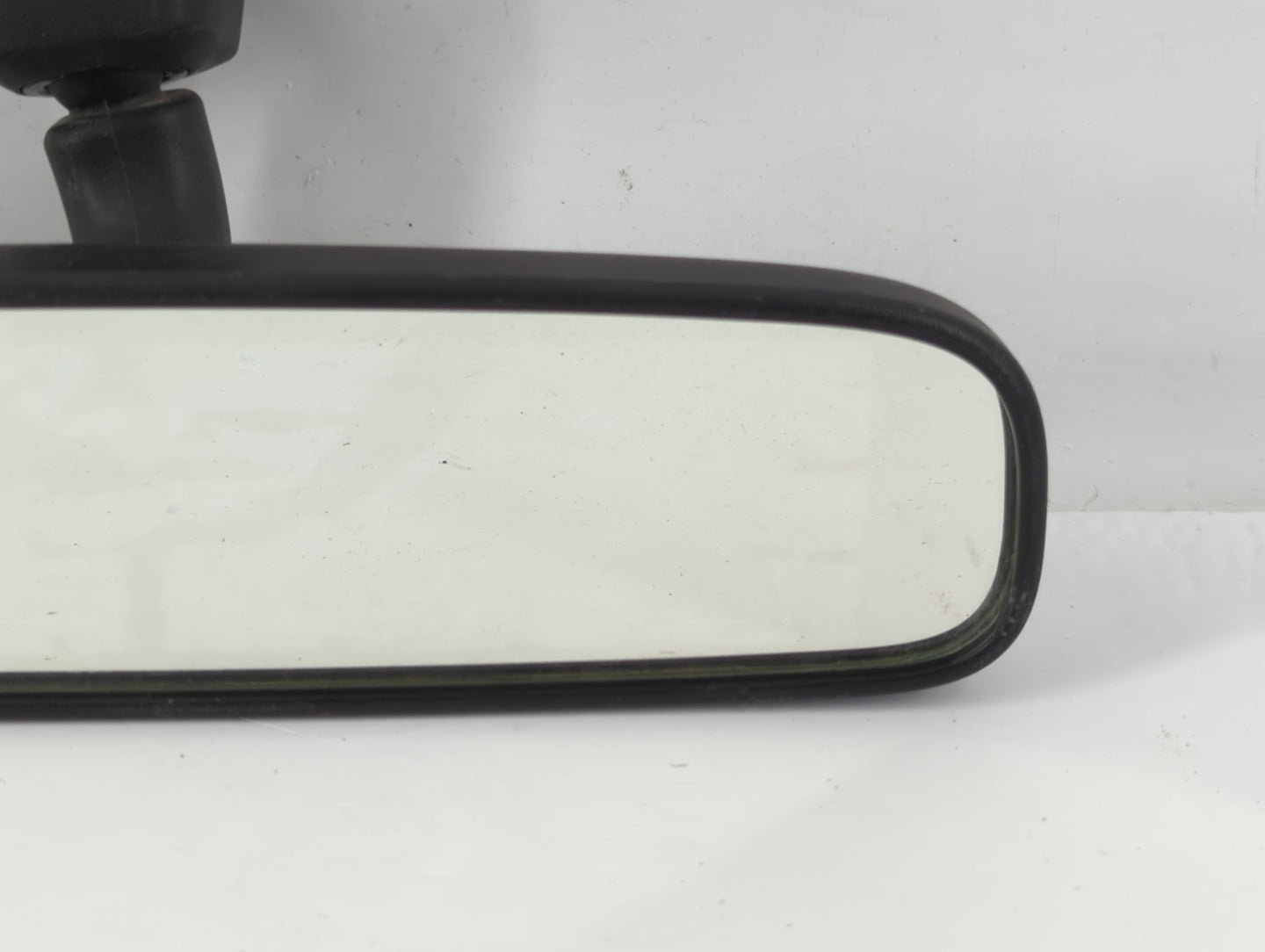 2004-2015 Toyota Rav4 Interior Rear View Mirror Replacement OEM P/N:E4012197 E4022197 Fits OEM Used Auto Parts - Oemusedauto