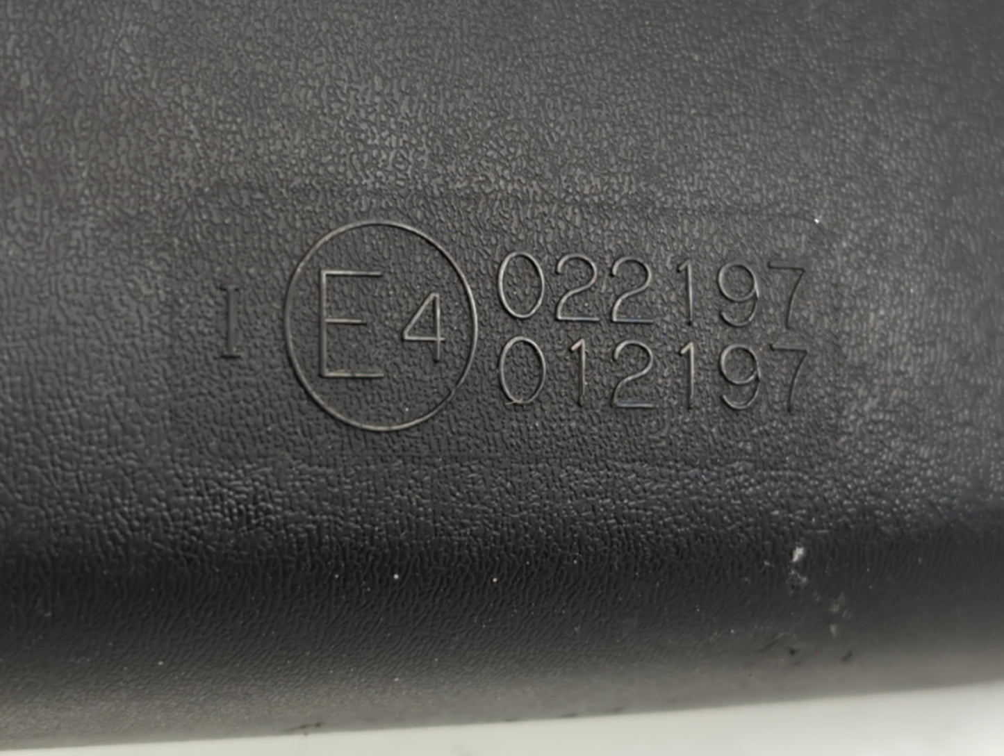 2004-2015 Toyota Rav4 Interior Rear View Mirror Replacement OEM P/N:E4012197 E4022197 Fits OEM Used Auto Parts - Oemusedauto