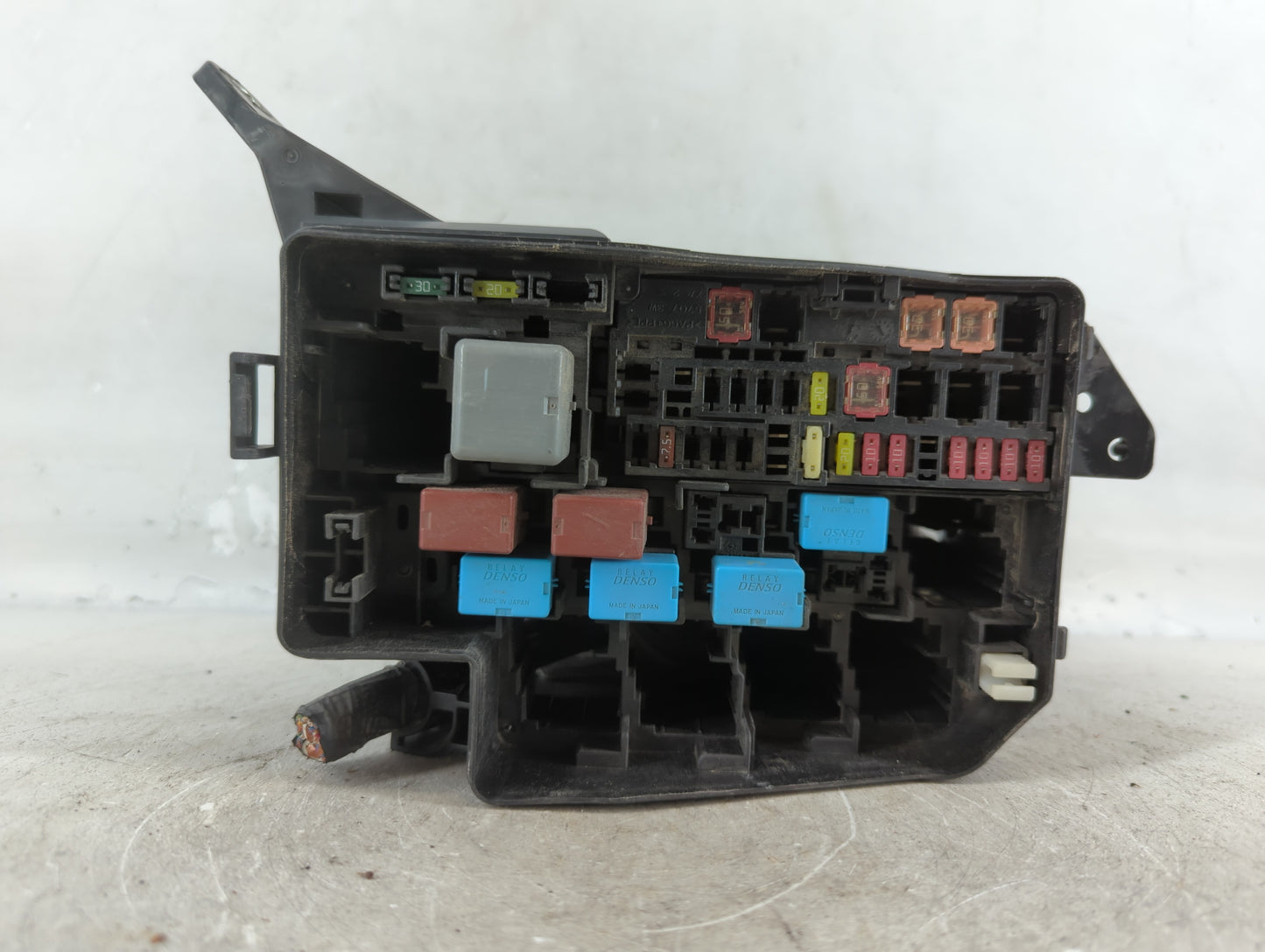 2006-2012 Toyota Rav4 Fusebox Fuse Box Panel Relay Module P/N:82662-42190 Fits Fits 2006 2007 2008 2009 2010 2011 2012 OEM U
