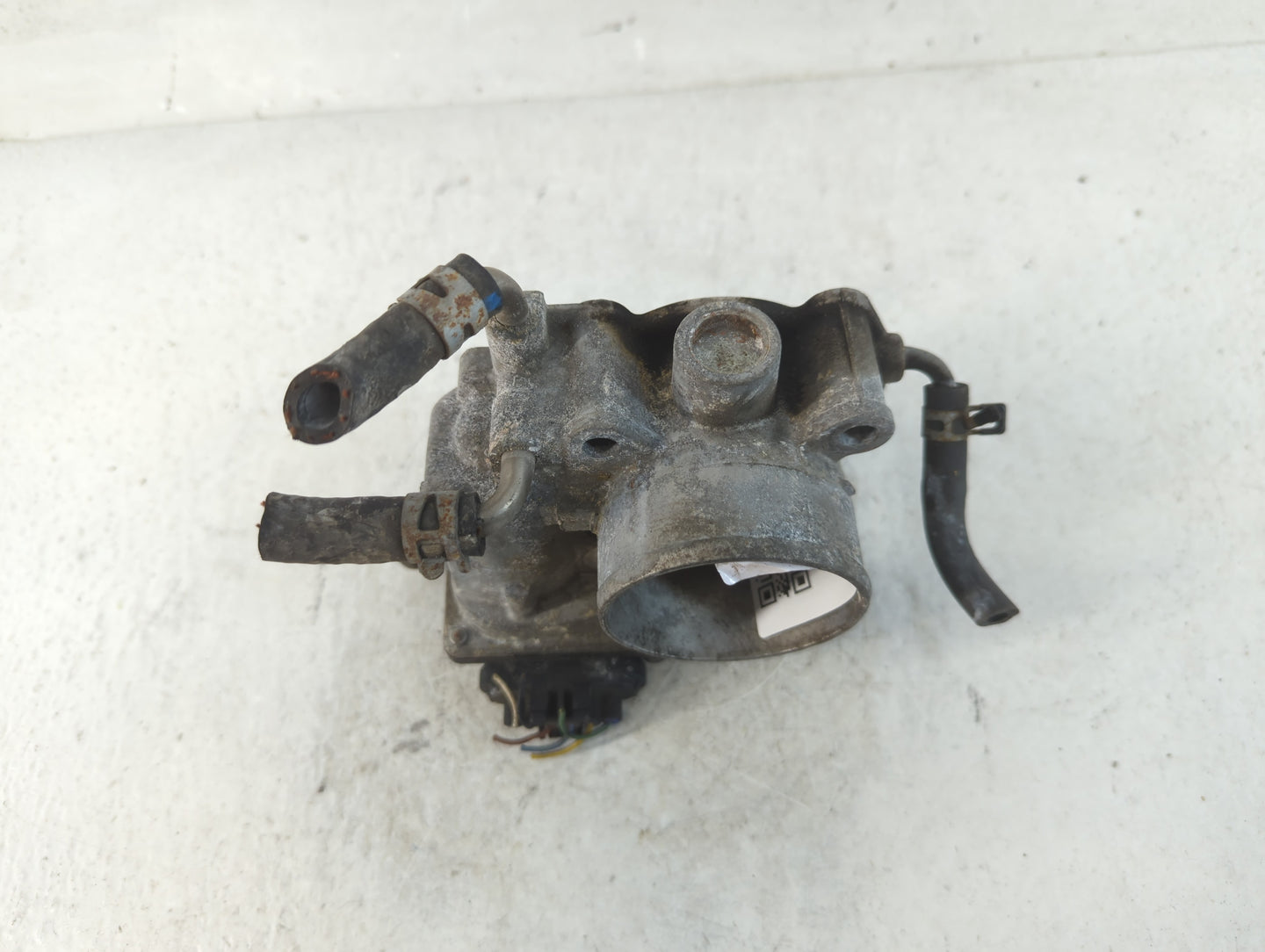 2006-2008 Toyota Rav4 Throttle Body P/N:22030-28070 Fits Fits 2006 2007 2008 2009 2010 2011 2012 2013 2014 2015 OEM Used Aut